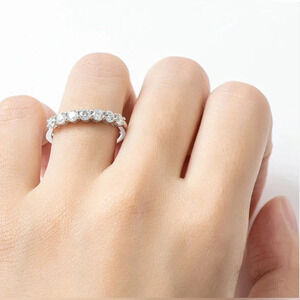 Elegant Half Eternity Moissanite Ring 0.7ct sz.7